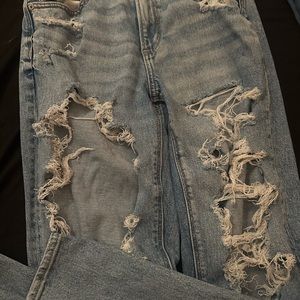 american eagle mom jeans